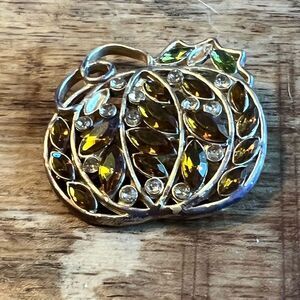 Rhinestone pumpkin brooch pin